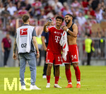 15.08.2026, Fussball Bundesliga 2026/2027, Testspiel Telecom-Cup, FC Bayern München - RB Leipzig, in der Allianz-Arena München, v.li: Nathaniel Brown (FC Bayern München) Selfie nach dem Spiel mt Ismael Saibari (FC Bayern München) 