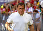 15.08.2026, Fussball Bundesliga 2026/2027, Testspiel Telecom-Cup, FC Bayern München - RB Leipzig, in der Allianz-Arena München, Sportvorstand Max Eberl (Bayern München) nachdenklich 