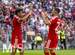 15.08.2026, Fussball Bundesliga 2026/2027, Testspiel Telecom-Cup, FC Bayern München - RB Leipzig, in der Allianz-Arena München, Torjubel, v.li: Nathaniel Brown (FC Bayern München), Tim Binder (Bayern München).