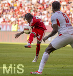 15.08.2026, Fussball Bundesliga 2026/2027, Testspiel Telecom-Cup, FC Bayern München - RB Leipzig, in der Allianz-Arena München, li: Wisdom Mike (FC Bayern München) Schuss 