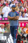 15.08.2026, Fussball Bundesliga 2026/2027, Testspiel Telecom-Cup, FC Bayern München - RB Leipzig, in der Allianz-Arena München, Trainer Vincent Kompany (FC Bayern München) nachdenklich 