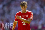 15.08.2026, Fussball Bundesliga 2026/2027, Testspiel Telecom-Cup, FC Bayern München - RB Leipzig, in der Allianz-Arena München, Tom Bischof (FC Bayern München) nachdenklich 