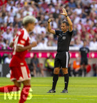 15.08.2026, Fussball Bundesliga 2026/2027, Testspiel Telecom-Cup, FC Bayern München - RB Leipzig, in der Allianz-Arena München, Schiedsrichter Robert Hartmann 