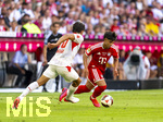 15.08.2026, Fussball Bundesliga 2026/2027, Testspiel Telecom-Cup, FC Bayern München - RB Leipzig, in der Allianz-Arena München, re: Maycon Cardozo (Bayern München) am Ball gegen Max Finkgräfe (RB Leipzig) 