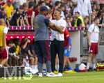 15.08.2026, Fussball Bundesliga 2026/2027, Testspiel Telecom-Cup, FC Bayern München - RB Leipzig, in der Allianz-Arena München, v.li: Trainer Vincent Kompany (FC Bayern München) shakehands mit Trainer Martin Demichelis (RB Leipzig) 