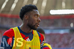 15.08.2026, Fussball Bundesliga 2026/2027, Testspiel Telecom-Cup, FC Bayern München - RB Leipzig, in der Allianz-Arena München, Alphonso Davies (FC Bayern München) nachdenklich 