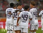 18.08.2026, Fussball Bundesliga 2026/2027, Testspiel, 1.FC Heidenheim - FC Bayern München, in der Voith-Arena Heidenheim, Alphonso Davies (FC Bayern München), Felipe Chavez (FC Bayern München), , Maycon Cardozo (Bayern München) und Tim Binder (Bayern München) jubeln