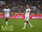 18.08.2026, Fussball Bundesliga 2026/2027, Testspiel, 1.FC Heidenheim - FC Bayern München, in der Voith-Arena Heidenheim, v.l. Sacha Boey (FC Bayern München) und Felipe Chavez (FC Bayern München),  jubeln