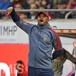 18.08.2026, Fussball Bundesliga 2026/2027, Testspiel, 1.FC Heidenheim - FC Bayern München, in der Voith-Arena Heidenheim, Trainer Vincent Kompany (FC Bayern München) gestkuliert,