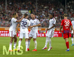 18.08.2026, Fussball Bundesliga 2026/2027, Testspiel, 1.FC Heidenheim - FC Bayern München, in der Voith-Arena Heidenheim, Torjubel Felipe Chavez (2.v.li, FC Bayern München),  mit Sacha Boey (FC Bayern München), Arijon Ibrahimovic (Bayern München), Wisdom Mike (FC Bayern München) 
