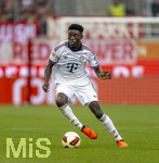 18.08.2026, Fussball Bundesliga 2026/2027, Testspiel, 1.FC Heidenheim - FC Bayern München, in der Voith-Arena Heidenheim, Bara Sapoko Ndiaye (Bayern München) am Ball 