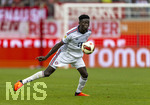 18.08.2026, Fussball Bundesliga 2026/2027, Testspiel, 1.FC Heidenheim - FC Bayern München, in der Voith-Arena Heidenheim, Bara Sapoko Ndiaye (Bayern München) am Ball 