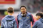 18.08.2026, Fussball Bundesliga 2026/2027, Testspiel, 1.FC Heidenheim - FC Bayern München, in der Voith-Arena Heidenheim, v.li: Tim Binder (Bayern München), Cassiano Kiala (Bayern München) und Maycon Cardozo (Bayern München) 