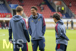18.08.2026, Fussball Bundesliga 2026/2027, Testspiel, 1.FC Heidenheim - FC Bayern München, in der Voith-Arena Heidenheim, v.li: Tim Binder (Bayern München), Cassiano Kiala (Bayern München) und Maycon Cardozo (Bayern München) gut gelaunt 