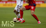 18.08.2026, Fussball Bundesliga 2026/2027, Testspiel, 1.FC Heidenheim - FC Bayern München, in der Voith-Arena Heidenheim, Zweikampf um den Ball, detail.