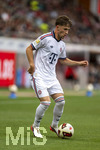 18.08.2026, Fussball Bundesliga 2026/2027, Testspiel, 1.FC Heidenheim - FC Bayern München, in der Voith-Arena Heidenheim, Tim Binder (Bayern München) am Ball 