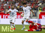 18.08.2026, Fussball Bundesliga 2026/2027, Testspiel, 1.FC Heidenheim - FC Bayern München, in der Voith-Arena Heidenheim, v.li: Ismael Saibari (FC Bayern München) und Min-jae Kim (Bayern München, Minjae Kim) 