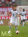 18.08.2026, Fussball Bundesliga 2026/2027, Testspiel, 1.FC Heidenheim - FC Bayern München, in der Voith-Arena Heidenheim, Tim Binder (Bayern München) am Ball 