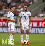 18.08.2026, Fussball Bundesliga 2026/2027, Testspiel, 1.FC Heidenheim - FC Bayern München, in der Voith-Arena Heidenheim, v.li: Felipe Chavez (FC Bayern München), , Arijon Ibrahimovic (Bayern München) beim Freistoss.