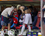 18.08.2026, Fussball Bundesliga 2026/2027, Testspiel, 1.FC Heidenheim - FC Bayern München, in der Voith-Arena Heidenheim, re: Luis Diaz (FC Bayern München) mit freiem Oberkörper und Puls-Brustgurt