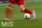 18.08.2026, Fussball Bundesliga 2026/2027, Testspiel, 1.FC Heidenheim - FC Bayern München, in der Voith-Arena Heidenheim, Spieler am Ball, detail