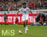 18.08.2026, Fussball Bundesliga 2026/2027, Testspiel, 1.FC Heidenheim - FC Bayern München, in der Voith-Arena Heidenheim, Nathaniel Brown (FC Bayern München) am Ball 