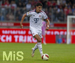 18.08.2026, Fussball Bundesliga 2026/2027, Testspiel, 1.FC Heidenheim - FC Bayern München, in der Voith-Arena Heidenheim, Aleksandar Pavlovic (Bayern München)  am Ball 