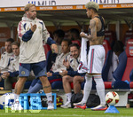 18.08.2026, Fussball Bundesliga 2026/2027, Testspiel, 1.FC Heidenheim - FC Bayern München, in der Voith-Arena Heidenheim, re: Luis Diaz (FC Bayern München) mit freiem Oberkörper und Puls-Brustgurt
