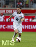 18.08.2026, Fussball Bundesliga 2026/2027, Testspiel, 1.FC Heidenheim - FC Bayern München, in der Voith-Arena Heidenheim, Felipe Chavez (FC Bayern München),  am Ball 