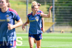 19.08.2026, München, Deutschland. Google Pixel Frauen-Bundesliga: Die FC Bayern Frauen absolvieren auf dem FC Bayern Campus eine Trainingseinheit vor dem Bundesliga-Saisonauftakt gegen den 1. FC Union Berlin. Linda Dallmann (FC Bayern Frauen)