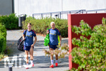 19.08.2026, München, Deutschland. Google Pixel Frauen-Bundesliga: Die FC Bayern Frauen absolvieren auf dem FC Bayern Campus eine Trainingseinheit vor dem Bundesliga-Saisonauftakt gegen den 1. FC Union Berlin. Sophie Proost (FC Bayern Frauen), Pernille Harder (FC Bayern Frauen)