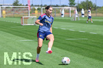 19.08.2026, München, Deutschland. Google Pixel Frauen-Bundesliga: Die FC Bayern Frauen absolvieren auf dem FC Bayern Campus eine Trainingseinheit vor dem Bundesliga-Saisonauftakt gegen den 1. FC Union Berlin. Kassandra Potsi (FC Bayern Frauen)