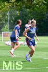 19.08.2026, München, Deutschland. Google Pixel Frauen-Bundesliga: Die FC Bayern Frauen absolvieren auf dem FC Bayern Campus eine Trainingseinheit vor dem Bundesliga-Saisonauftakt gegen den 1. FC Union Berlin. Giulia Gwinn (FC Bayern Frauen)