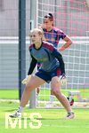 19.08.2026, München, Deutschland. Google Pixel Frauen-Bundesliga: Die FC Bayern Frauen absolvieren auf dem FC Bayern Campus eine Trainingseinheit vor dem Bundesliga-Saisonauftakt gegen den 1. FC Union Berlin. Regina van Eijk (FC Bayern Frauen)