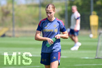19.08.2026, München, Deutschland. Google Pixel Frauen-Bundesliga: Die FC Bayern Frauen absolvieren auf dem FC Bayern Campus eine Trainingseinheit vor dem Bundesliga-Saisonauftakt gegen den 1. FC Union Berlin. Sophie Proost (FC Bayern Frauen)