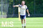 19.08.2026, München, Deutschland. Google Pixel Frauen-Bundesliga: Die FC Bayern Frauen absolvieren auf dem FC Bayern Campus eine Trainingseinheit vor dem Bundesliga-Saisonauftakt gegen den 1. FC Union Berlin. Jose Barcala (Cheftrainer, FC Bayern Frauen)
