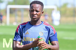 19.08.2026, München, Deutschland. Google Pixel Frauen-Bundesliga: Die FC Bayern Frauen absolvieren auf dem FC Bayern Campus eine Trainingseinheit vor dem Bundesliga-Saisonauftakt gegen den 1. FC Union Berlin. Bernadette Amani (FC Bayern Frauen)