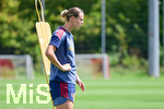 19.08.2026, München, Deutschland. Google Pixel Frauen-Bundesliga: Die FC Bayern Frauen absolvieren auf dem FC Bayern Campus eine Trainingseinheit vor dem Bundesliga-Saisonauftakt gegen den 1. FC Union Berlin. Klara Bühl (FC Bayern Frauen)
