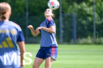 19.08.2026, München, Deutschland. Google Pixel Frauen-Bundesliga: Die FC Bayern Frauen absolvieren auf dem FC Bayern Campus eine Trainingseinheit vor dem Bundesliga-Saisonauftakt gegen den 1. FC Union Berlin. Kassandra Potsi (FC Bayern Frauen)