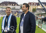 22.08.2026, Fussball DFB-Pokal 2026/27, 1.Runde, TSV 1860 München - Holstein Kiel, im Stadion an der Grünwalderstrasse in München, v.re: Verwaltungsrat Sebastian Seeböck (TSV 1860 München) mit Präsident Gernot Mang (TSV 1860 München) nach dem Spiel gut gelaunt auf dem Platz. 