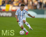 22.08.2026, Fussball DFB-Pokal 2026/27, 1.Runde, TSV 1860 München - Holstein Kiel, im Stadion an der Grünwalderstrasse in München, Mark Gevorgyan (1860 München) am Ball 