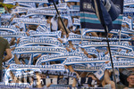 22.08.2026, Fussball DFB-Pokal 2026/27, 1.Runde, TSV 1860 München - Holstein Kiel, im Stadion an der Grünwalderstrasse in München, Löwenfans schwenken ihre Schals