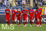 22.08.2026, Fussball DFB-Pokal 2026/27, 1.Runde, TSV 1860 München - Holstein Kiel, im Stadion an der Grünwalderstrasse in München, v.li:  (TSV 1860 München), John Tolkin (Holstein Kiel), Adrian Kapralik (Holstein Kiel), Ivan Nekic (Holstein Kiel), Jonas Meffert (Holstein Kiel), Phil Harres (Holstein Kiel), 