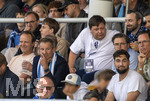 22.08.2026, Fussball DFB-Pokal 2026/27, 1.Runde, TSV 1860 München - Holstein Kiel, im Stadion an der Grünwalderstrasse in München, Tribüne, mitte: Präsident Gernot Mang (TSV 1860 München), re. oben: 1860-Aufsichtsratmitglied Nicolai Walch, 