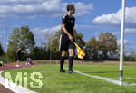 23.08.2026, Fussball Bezirksliga Schwaben Süd 2026/27, 6.Spieltag, FC Bad Wörishofen - FC Thalhofen, im Stadion Bad Wörishofen. Linienrichter an der Seitenlinie.