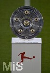 28.08.2026, Fussball Bundesliga 2026/2027, 1.Spieltag, FC Bayern München - VfB Stuttgart, in der Allianz-Arena München,   
Die Meisterschale auf dem Podest mit dem DFL Logo drauf

