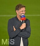 28.08.2026, Fussball Bundesliga 2026/2027, 1.Spieltag, FC Bayern München - VfB Stuttgart, in der Allianz-Arena München,    Trainer Jürgen Klopp (Deutschland) lacht herzlich.


