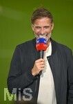 28.08.2026, Fussball Bundesliga 2026/2027, 1.Spieltag, FC Bayern München - VfB Stuttgart, in der Allianz-Arena München,   Trainer Jürgen Klopp (Deutschland) am Mikrofon


