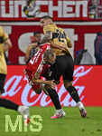 28.08.2026, Fussball Bundesliga 2026/2027, 1.Spieltag, FC Bayern München - VfB Stuttgart, in der Allianz-Arena München,   v.l. Konrad Laimer (FC Bayern München) gegen Jeff Chabot (Stuttgart) 


