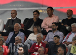 28.08.2026, Fussball Bundesliga 2026/2027, 1.Spieltag, FC Bayern München - VfB Stuttgart, in der Allianz-Arena München,   
DFB Präsident Bernd Neuendorf (Deutschland) neben Trainer Jürgen Klopp (Deutschland) 

